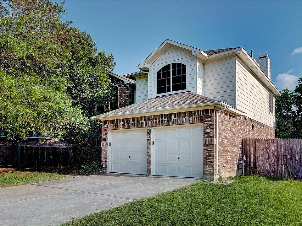 13227 Armaga Springs Rd