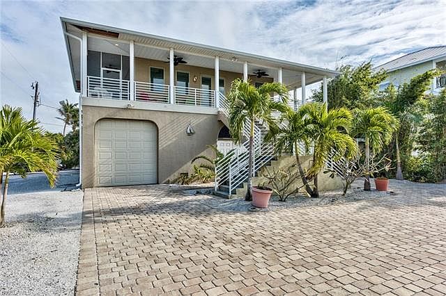 1st image of 5709 Estero Blvd