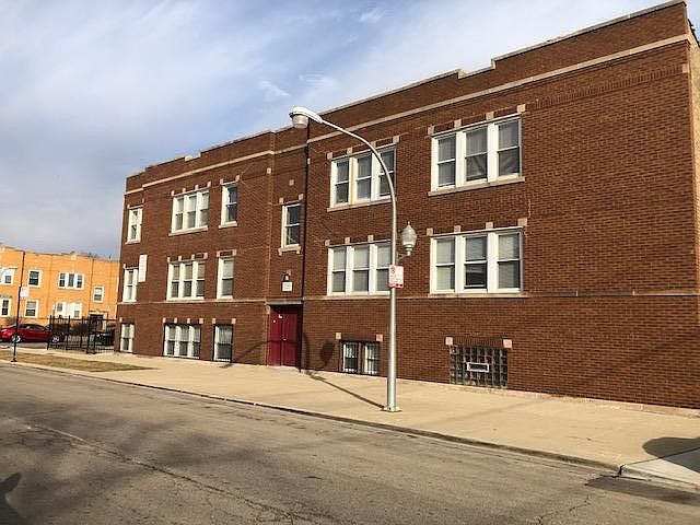 1st image of 6014 W Wabansia Ave #2