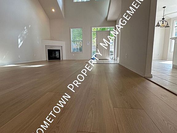 3rd image of 8308 SE 16th Ave