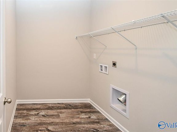 4th image of 307 Ivyleaf Dr