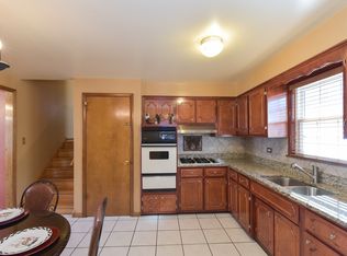 595 Marquette Ave, Chicago, IL