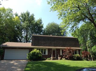 2832 Stony Point Ct, Springfield, IL 62704