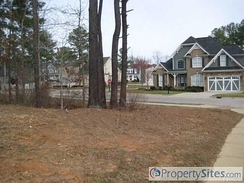 2nd image of 1002 Peachtree Town Ln