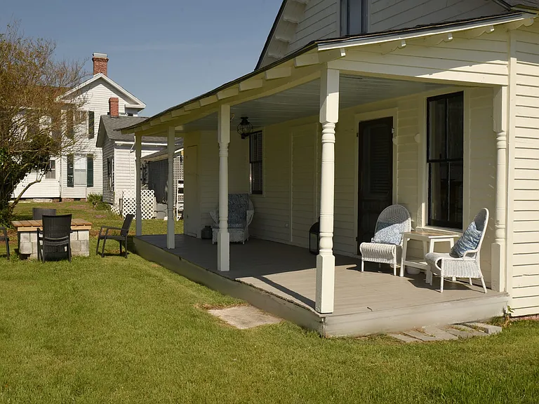Courthouse Rd — Photo 15