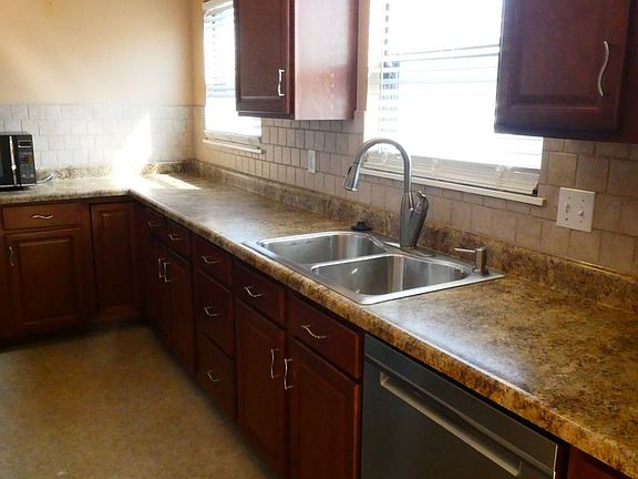 5th image of 2801 W Broadway Unit Q-4