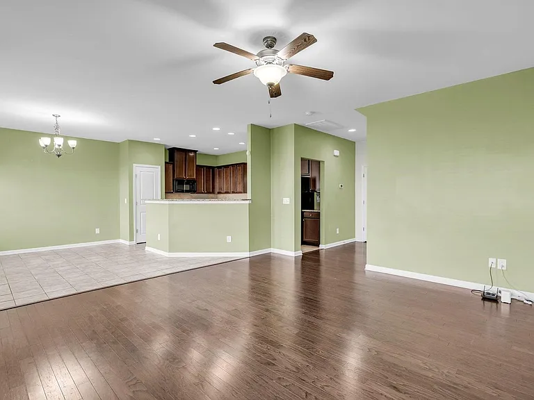 139 Blackwater Way — Photo 7