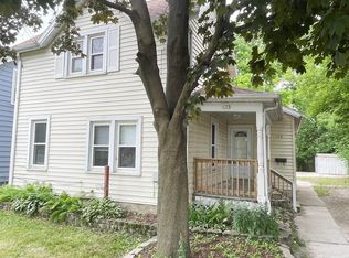 133 W 16th Ave, Oshkosh, WI 54902