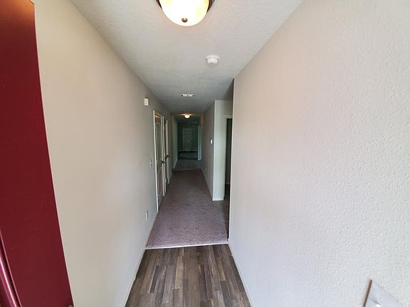 2nd image of 242 Gladiola Ct