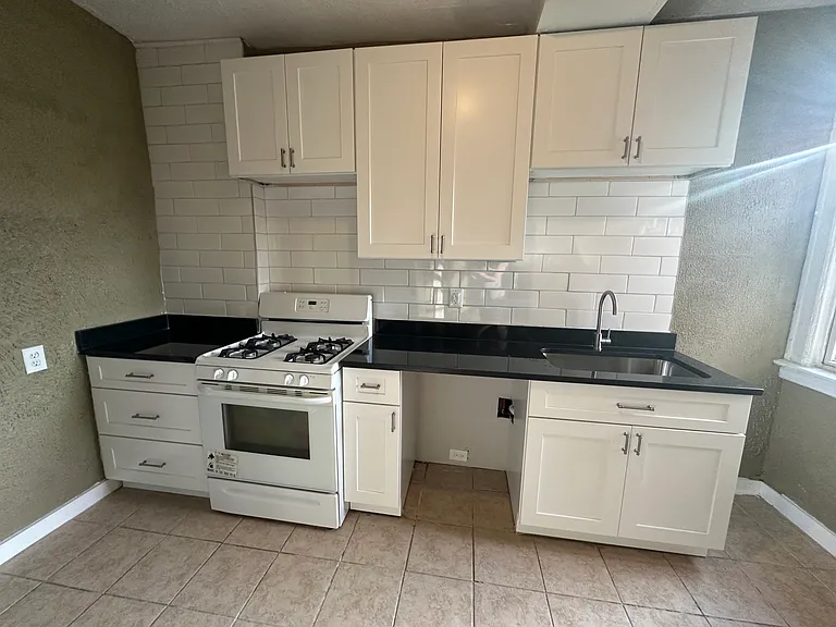 808 W Euclid St #808 — Photo 4