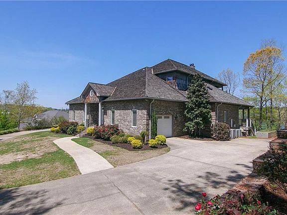 4th image of 12377 Falcon Crest Cir