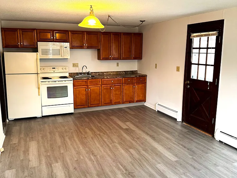 Beech Tree Residences — Photo 3