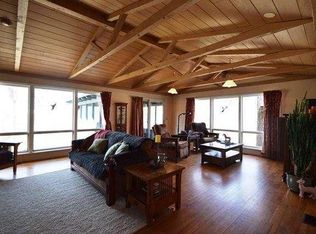 17206 Winfield Rd, Bristol, WI 53104