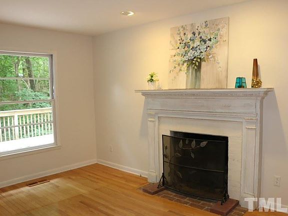 5th image of 2024 Markham Ct