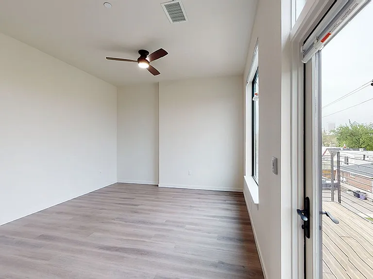 Tula Apartments — Photo 51
