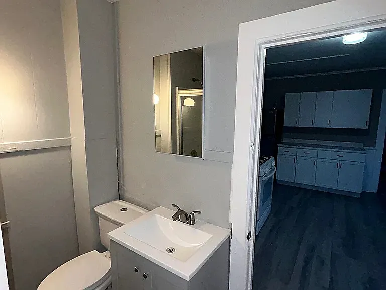 112 High St — Photo 4