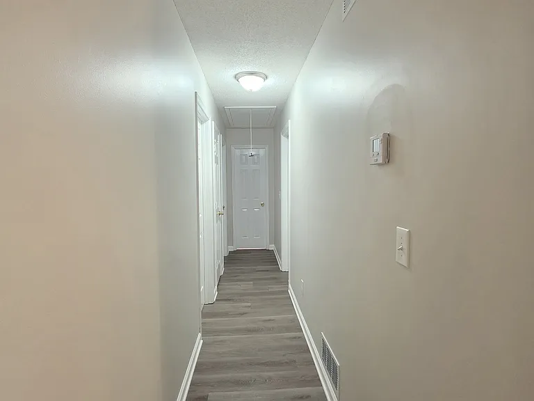 232 Hampton Dr — Photo 15