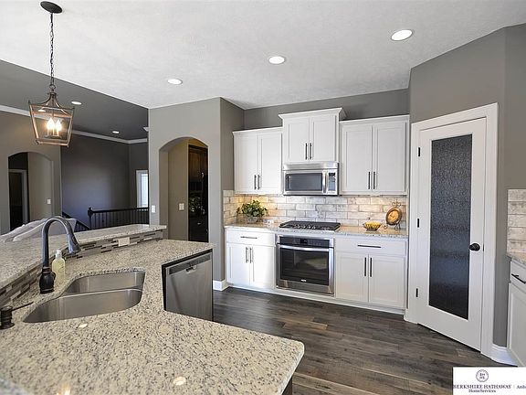3rd image of 2107 N 176th Ave