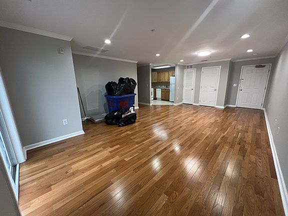 4th image of 39 Union St APT 202