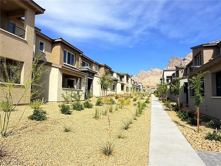 11402 Crimson Ledge Ave — Photo 44
