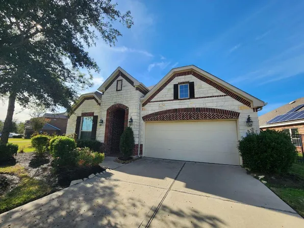 9511 Jayci Hills Ln, Cypress, TX 77433