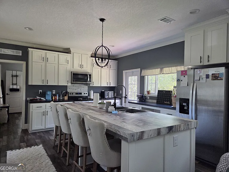 147 McIntyre Rd — Photo 6