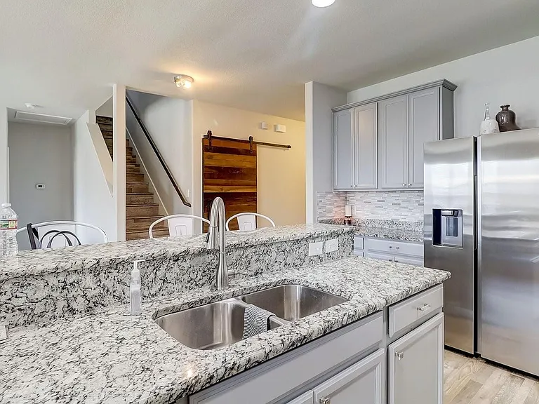 3105 Walker Creek Dr — Photo 15