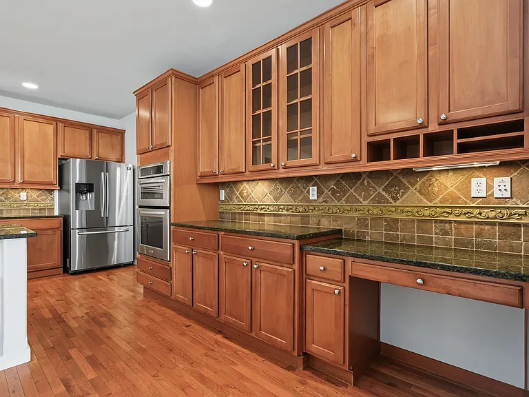 1874 Miller Dr — Photo 12