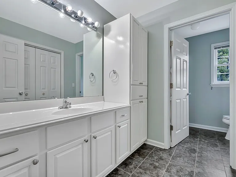 1576 Old Hillsboro Rd — Photo 31
