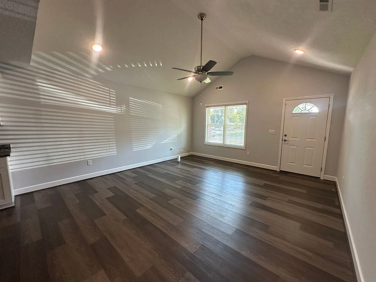 3-Bedroom Home Near Oxford Lake! — Photo 4
