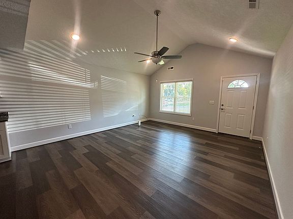 4th image of 208 McCullars Ln