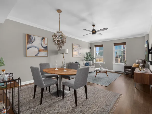 470 West 24th Street image 1 of 12