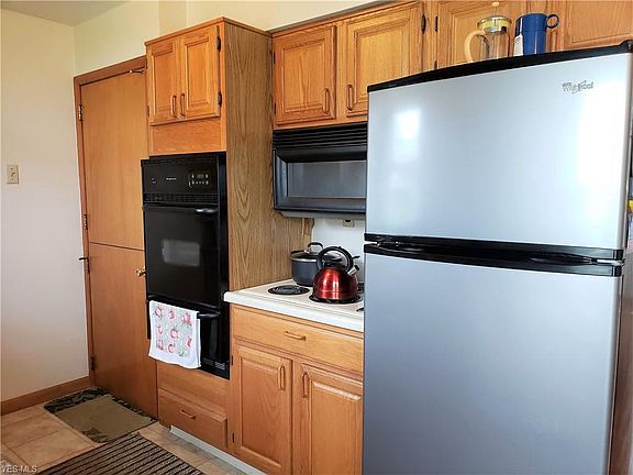 5th image of 2322 Silverdale Ave