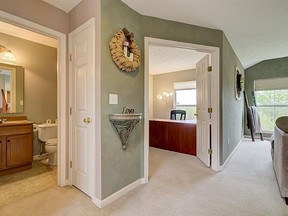 5th image of 1076 Arbor Springs Dr