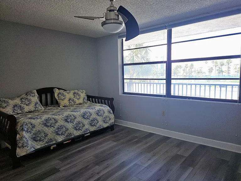 7600 Sun Island Dr S #204 — Photo 22