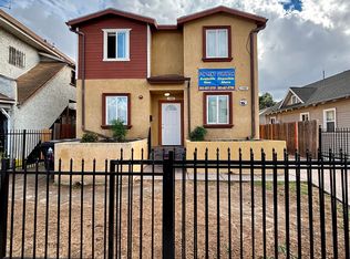 148 W 52nd St, Los Angeles, CA 90037