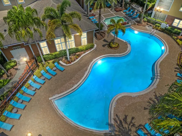 Cumberland Park Apartments