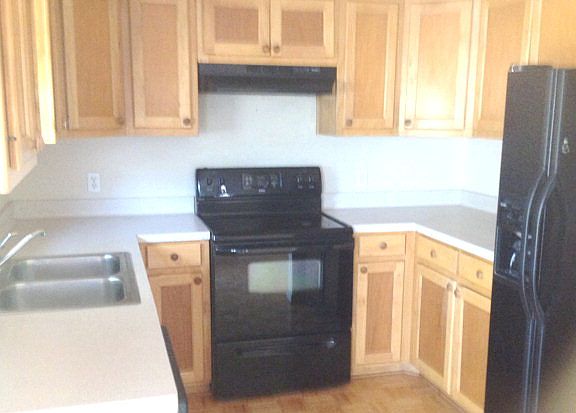 2nd image of 1317 Lazy Creek Ln