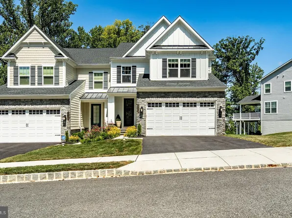 1724 Frost Ln, West Chester, PA 19380