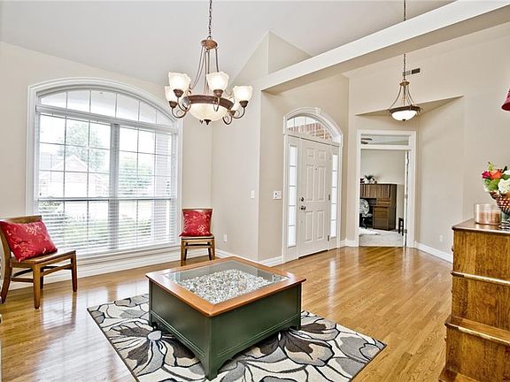 4th image of 4404 W Braymore Dr