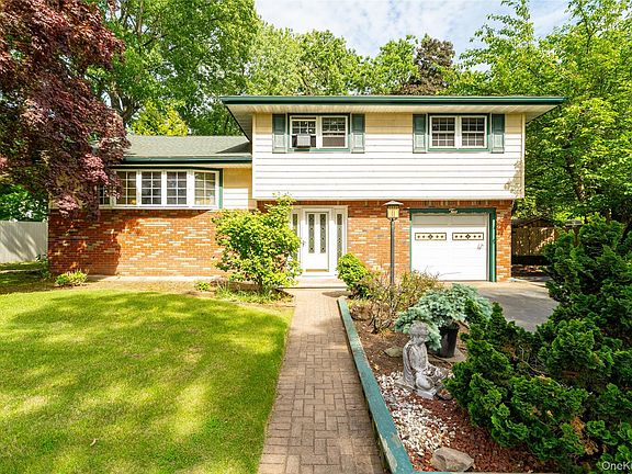 2nd image of 2 Forest Knoll Drive
