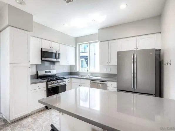 8850 Olive Ln #7, Santee, CA 92071