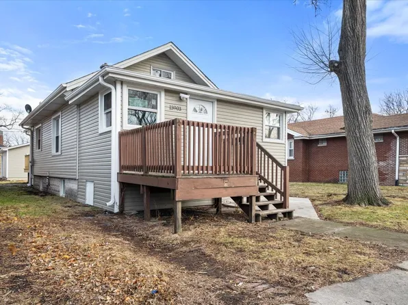 13903 S Dearborn St, Riverdale, IL 60827