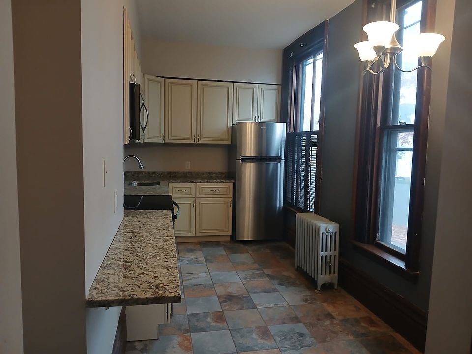1st image of 533 Locust St #11337219