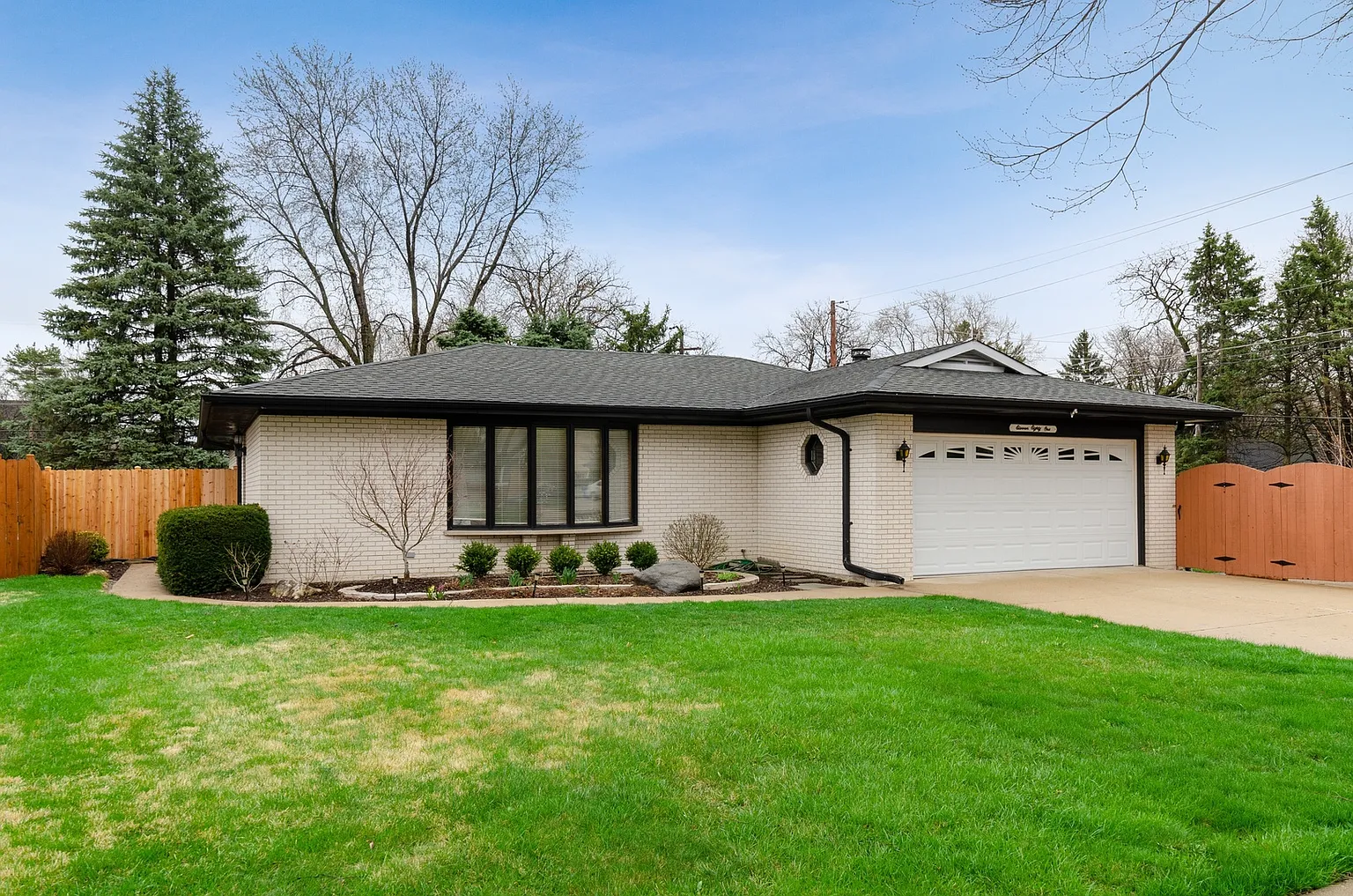 1181 Stark Pl photo 1