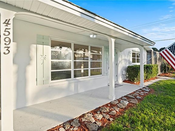 2nd image of 4593 NE Algwen Cir