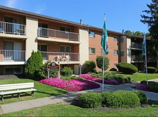305 S Park Way APT 204B, Broomall, PA 19008