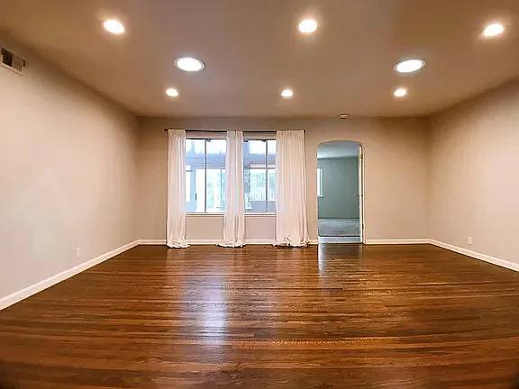 1050 Paintbrush Dr — Photo 10
