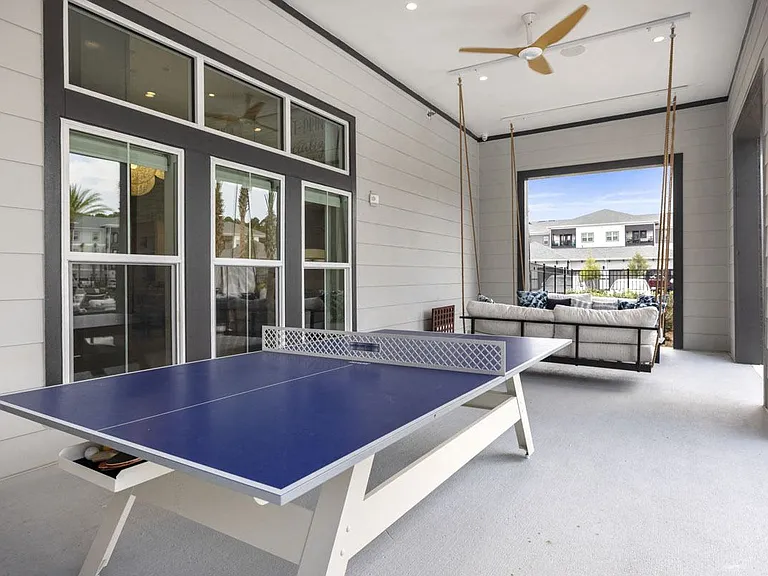 The Tyde Apartments — Photo 15