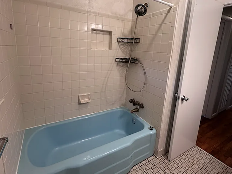 205 West Ave NW — Photo 14